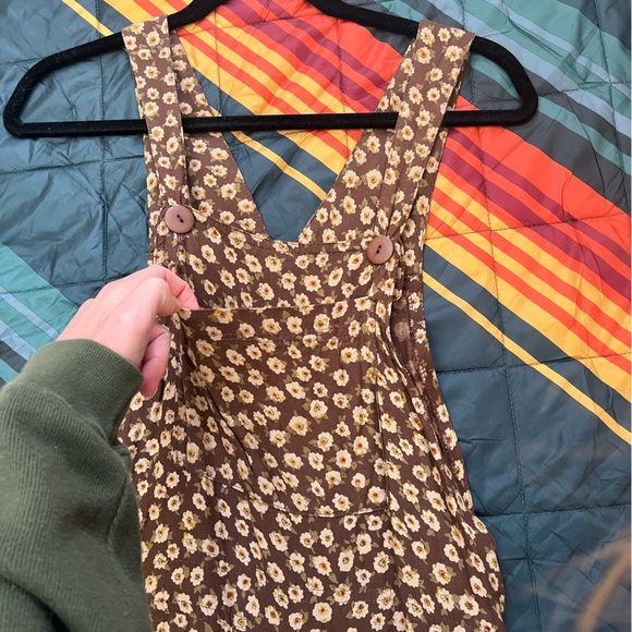 Floral overalls - Picture 3 of 8